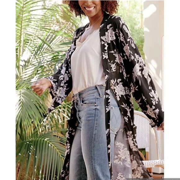 Spiritual Gangster Amanda 3/4 Sleeve Lightweight Kimono - Picture 1 of 9